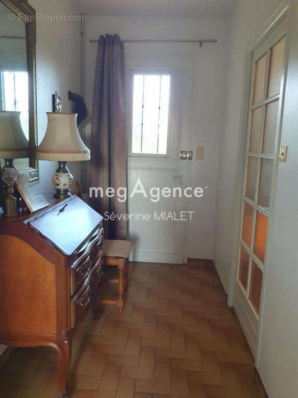 Maison à CHERVES-RICHEMONT