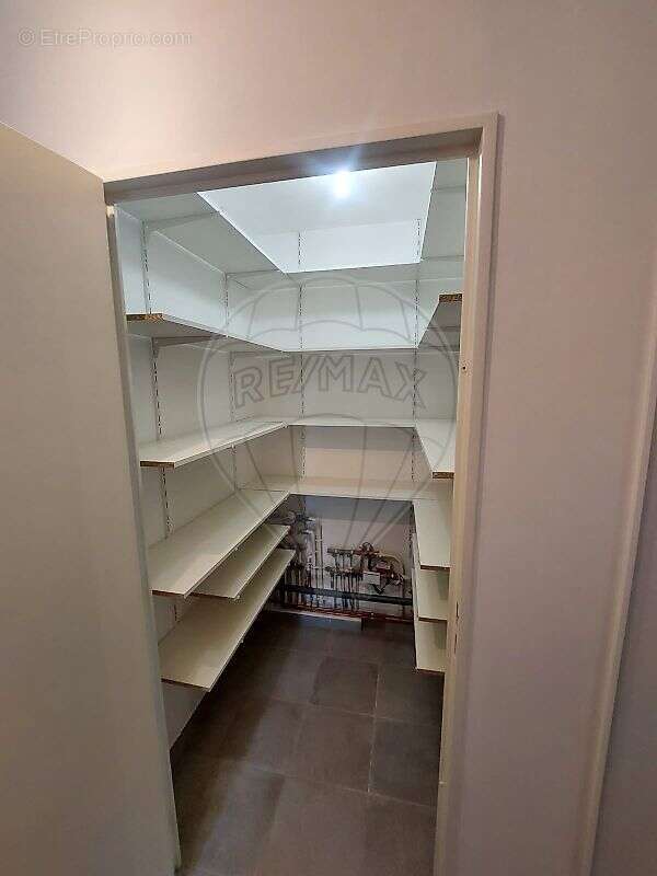 Appartement à JASSANS-RIOTTIER