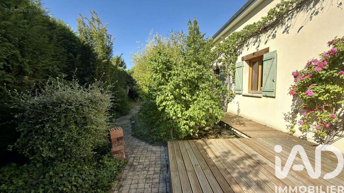 Photo 2 - Maison à MORTEFONTAINE