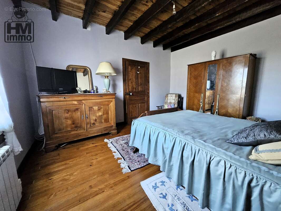 n°1 - Maison à RILHAC-LASTOURS