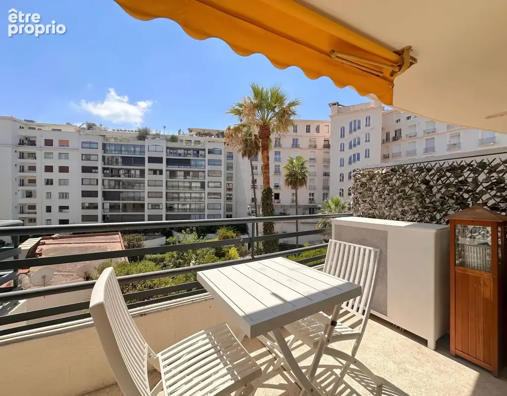 2 pièces plein Sud avec terrasse au coeur de Cannes - photo 5