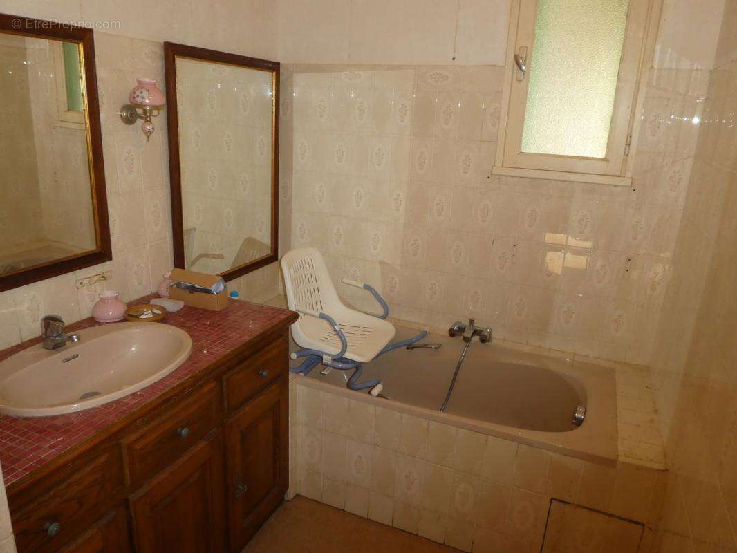 Maison à LA ROUQUETTE