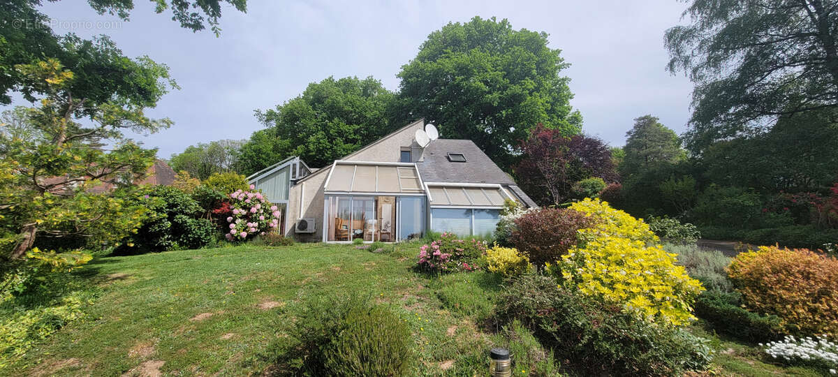 Maison à BEYNAT