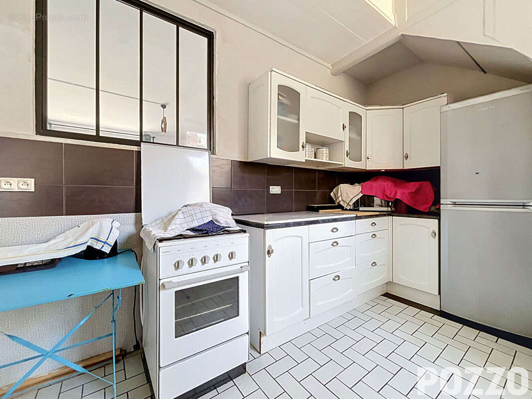 A vendre - le teilleul - maison 4 pièce(s) 80 m² - maison de bourg - proximite des services - photo 7