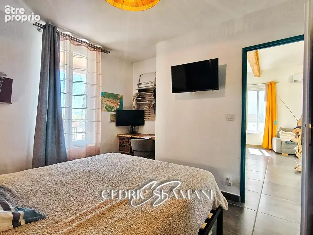 Maison plain pied 70 m2, 2 chambre, cuisine americaine, salon cathedrale, salle d eau, wc, jardin, garage - photo 8