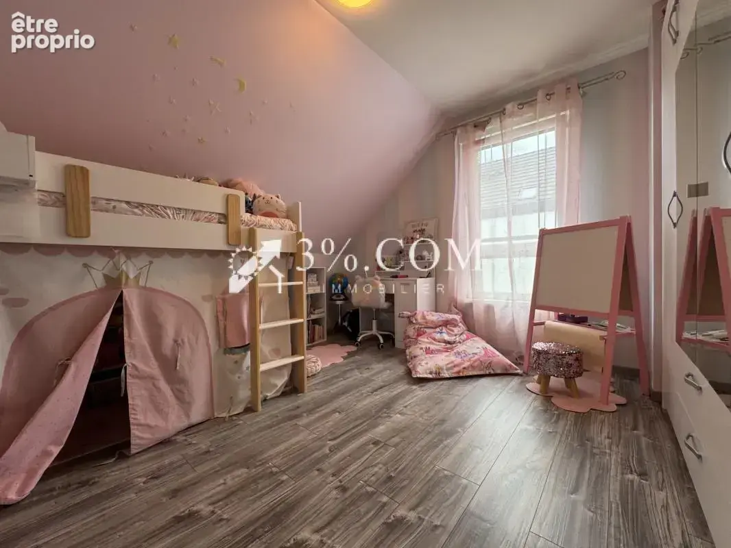 3%COM Belle maison récente avec piscine et jardin - photo 14