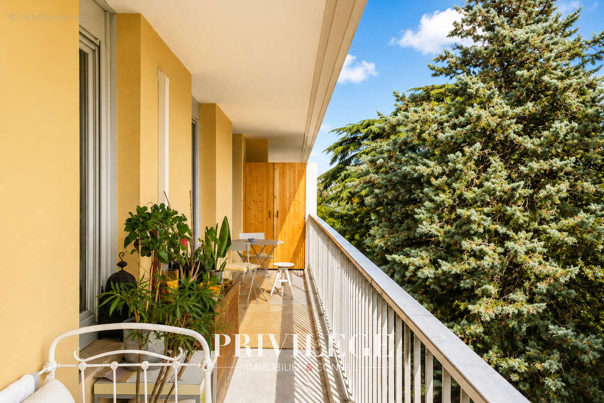 Appartement à LYON-9E