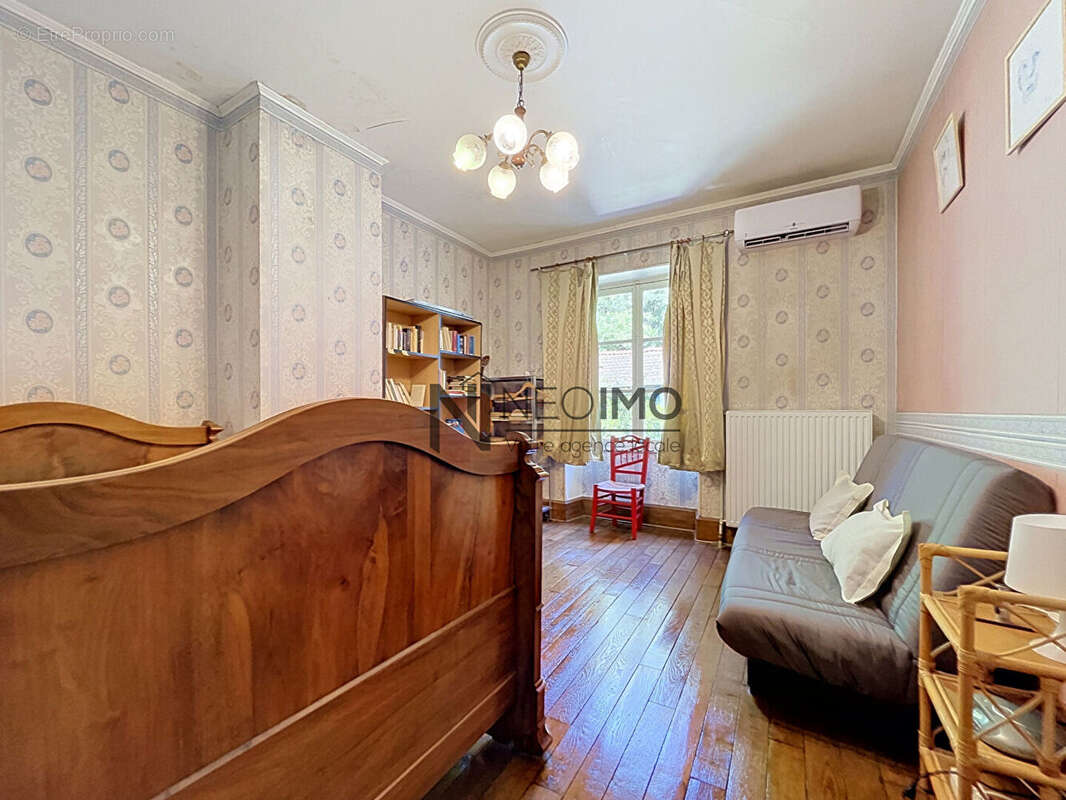 Maison Gondrecourt Le Chateau 5 pièce(s) 208.85 m2 - photo 10