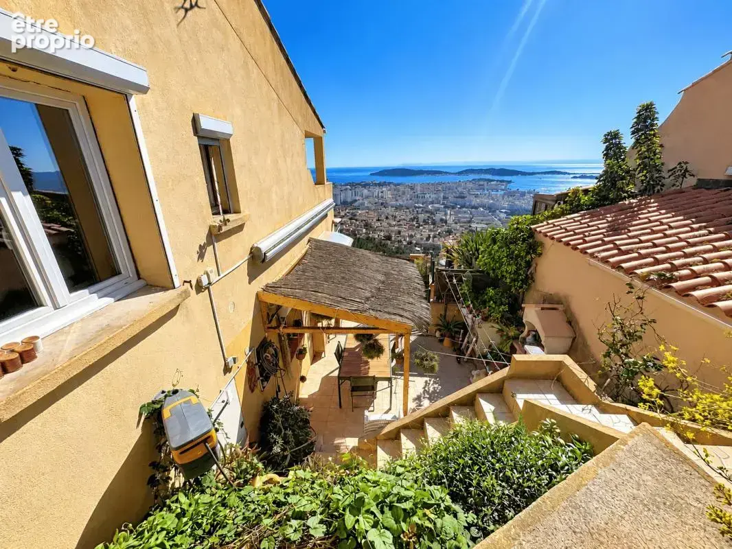 Vue mer panoramique exceptionnelle – Maison dominante sur le Faron à Toulon - photo 14
