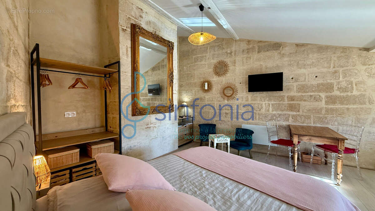 Appartement à UZES