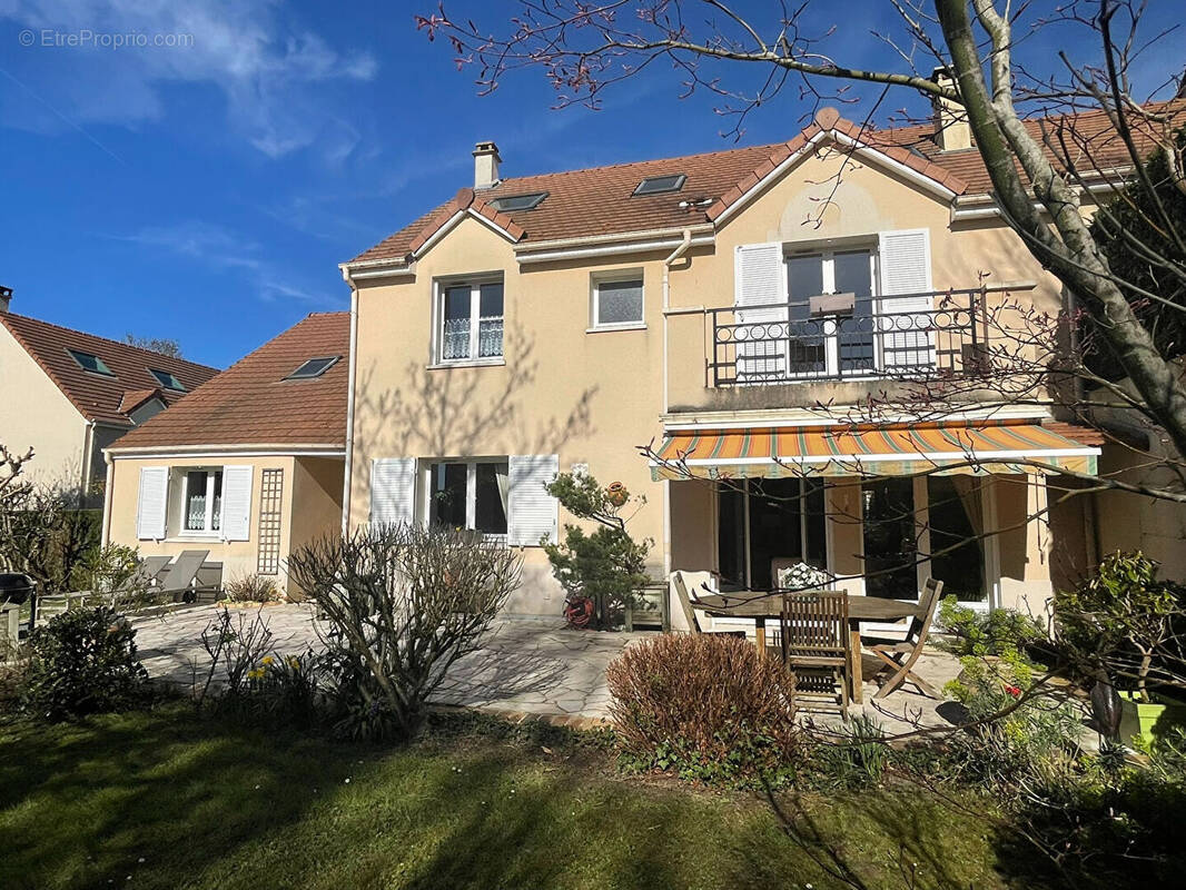 Maison à MARLY-LE-ROI