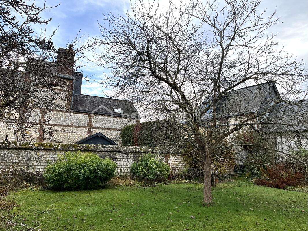 Terrain à SAINT-PIERRE-LES-ELBEUF