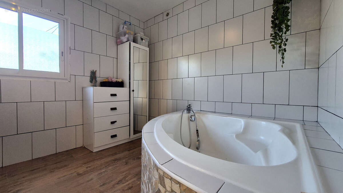 Maison à SAINT-JOSEPH