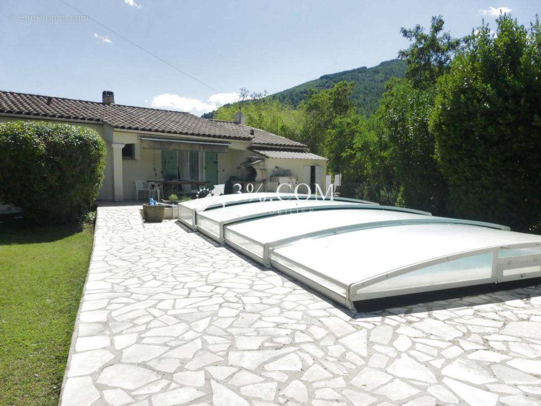 Maison à LE MARTINET