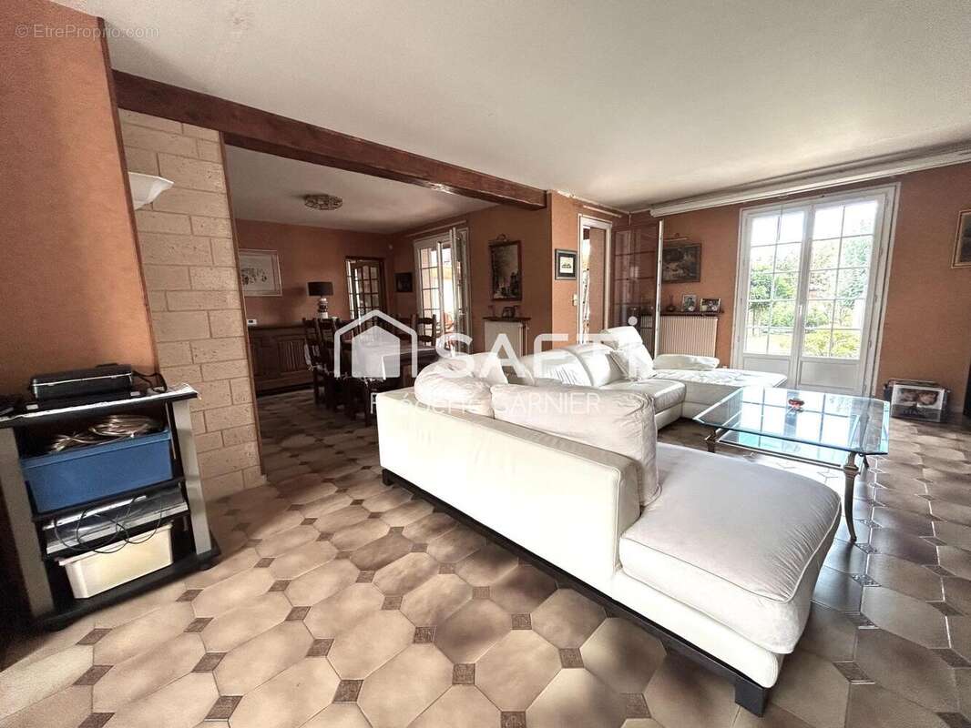 Photo 3 - Maison à CHEVRY-COSSIGNY