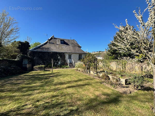 Maison à CHINON