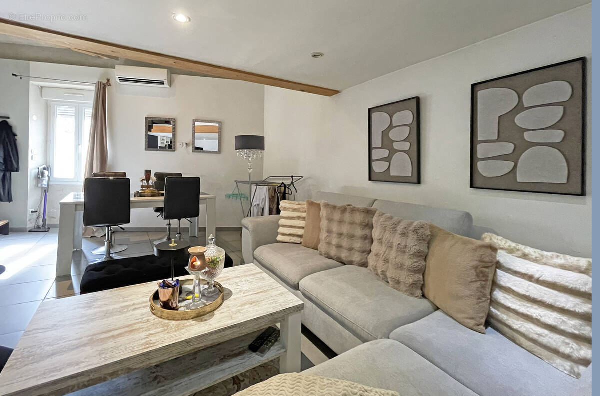 Appartement à NIMES