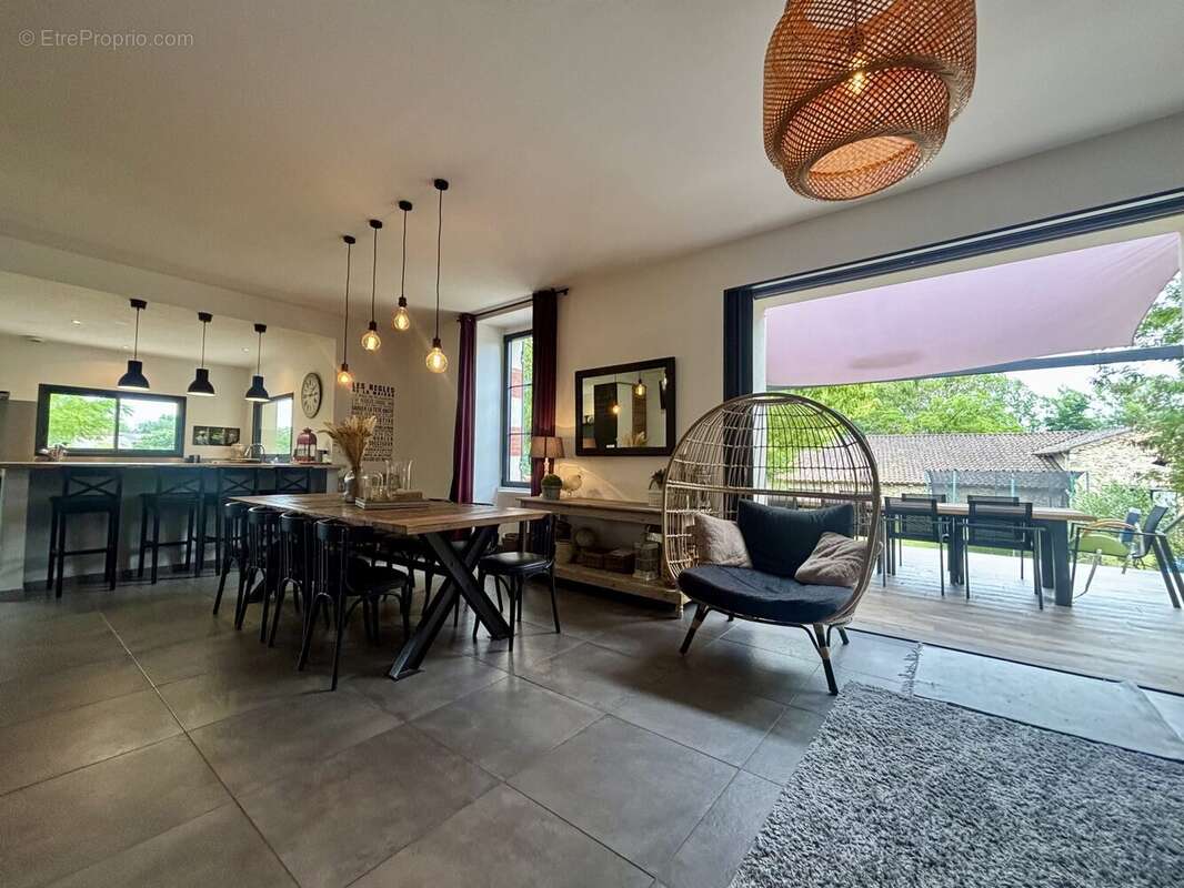 Maison à CASSENEUIL