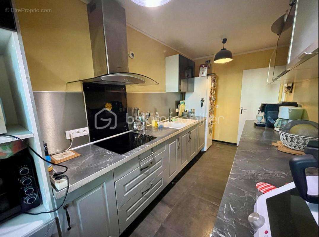 Appartement à MAINVILLIERS