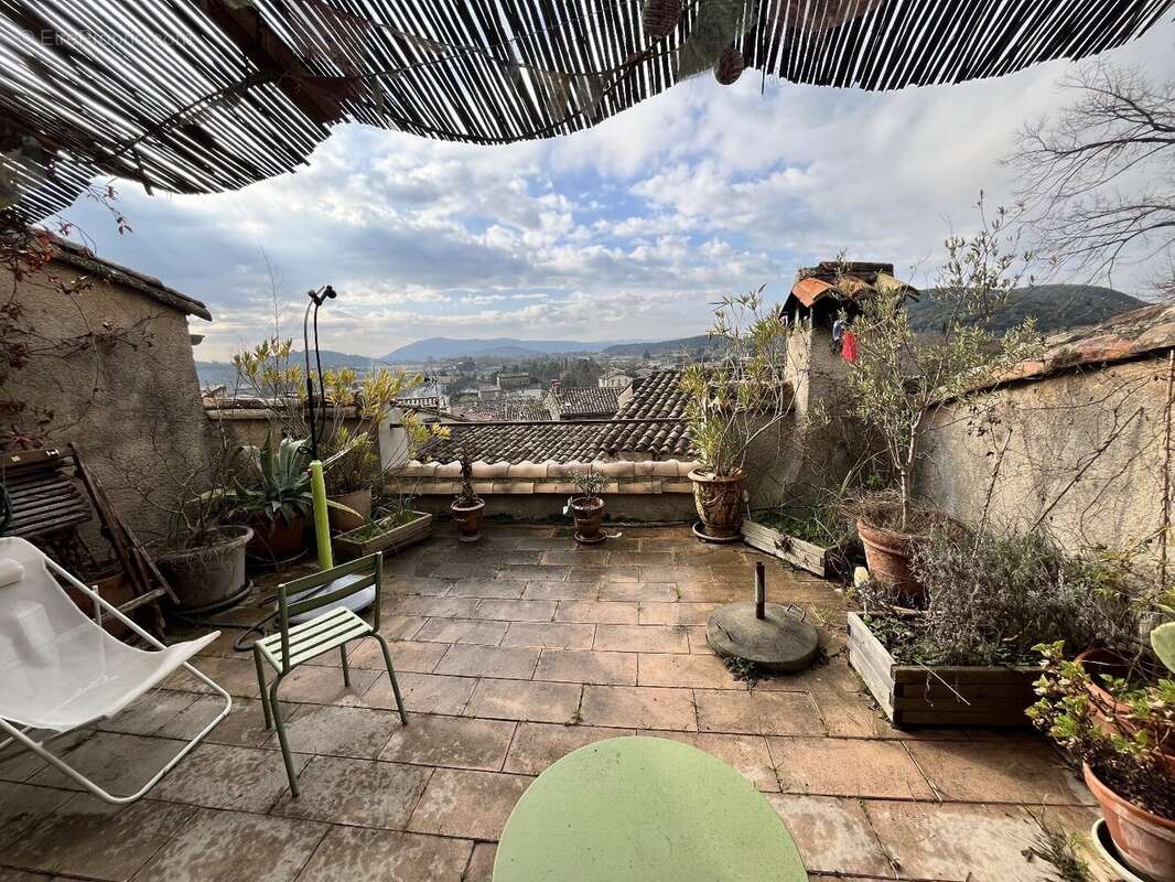 Maison à DURFORT-ET-SAINT-MARTIN-DE-SOSSENAC