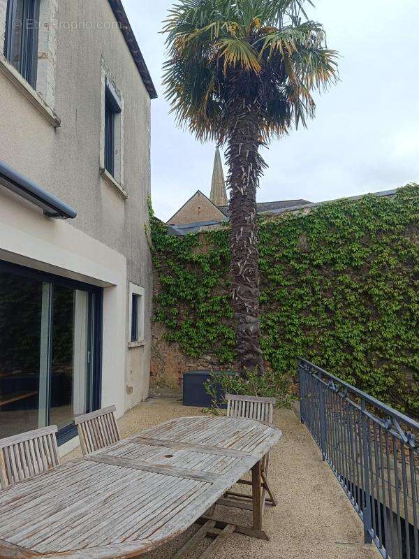 Maison à LA CHAPELLE-D'ALIGNE