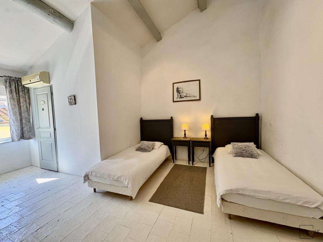 Maison à LEZIGNAN-CORBIERES