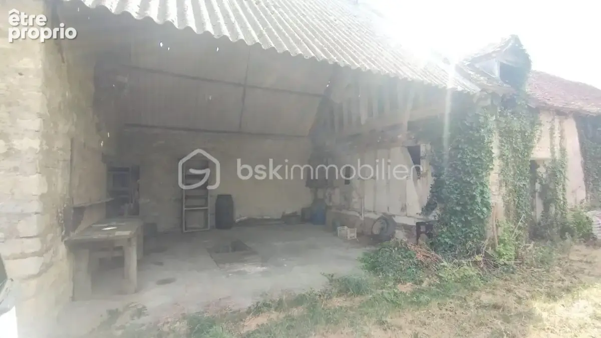 A saisir longere 3 chambres nombreuses dependances sur plus de 2 hectares - photo 14