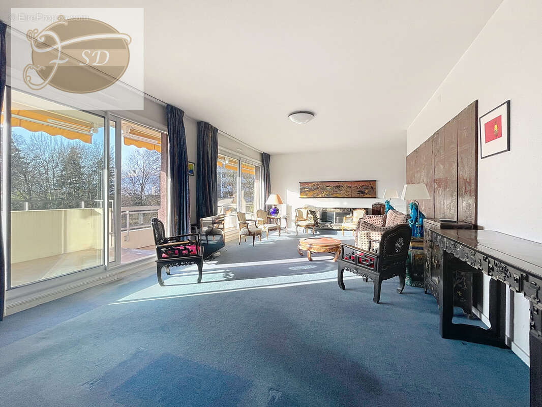 Appartement à MEYLAN