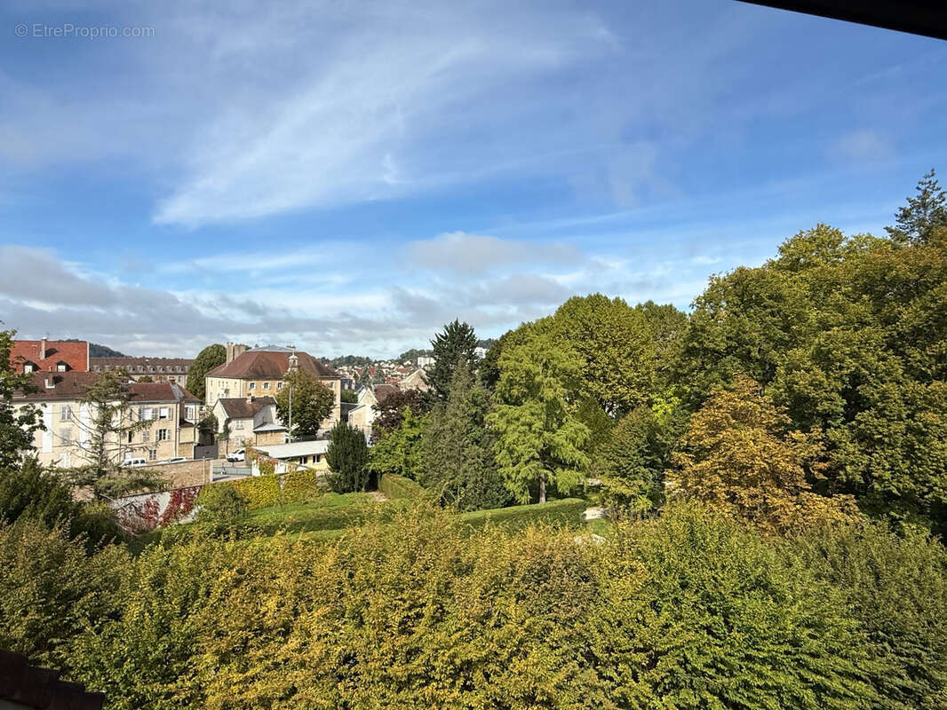 Appartement à LONS-LE-SAUNIER