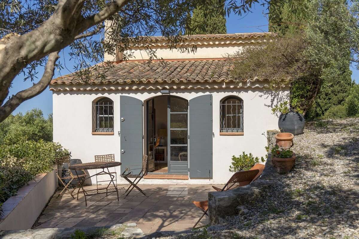 Maison à OLLIOULES