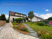 Maison à LES MUREAUX