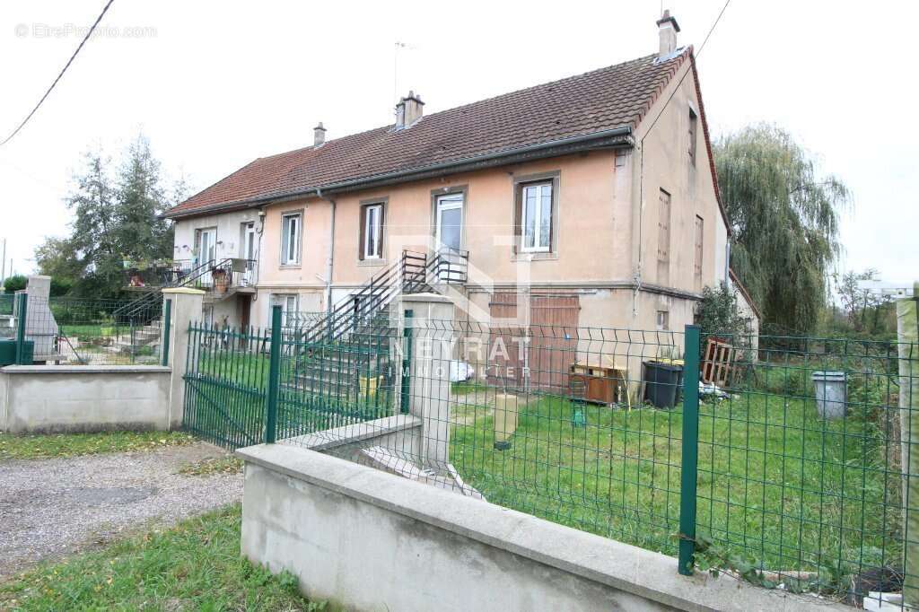 Appartement à BRANGES