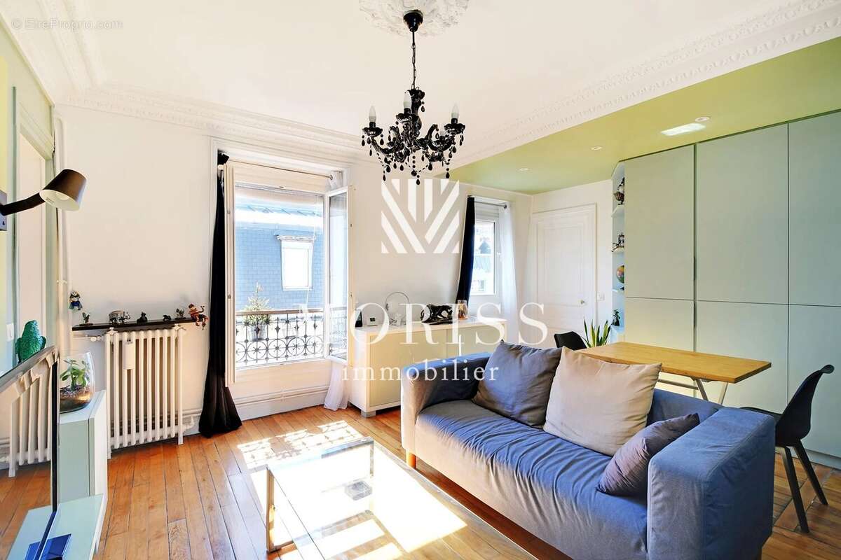 Appartement à PARIS-11E