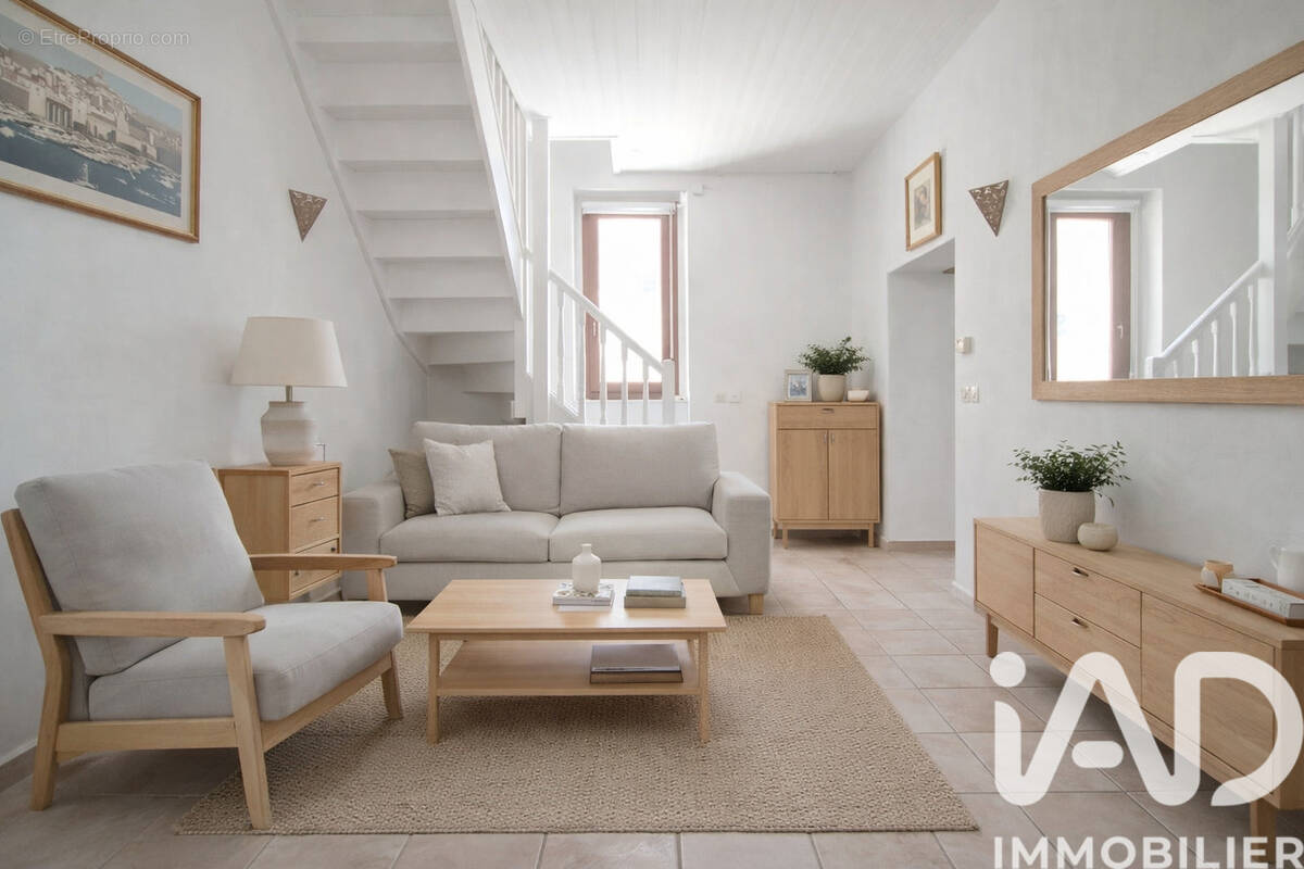 Photo 1 - Maison à MARSEILLE-15E