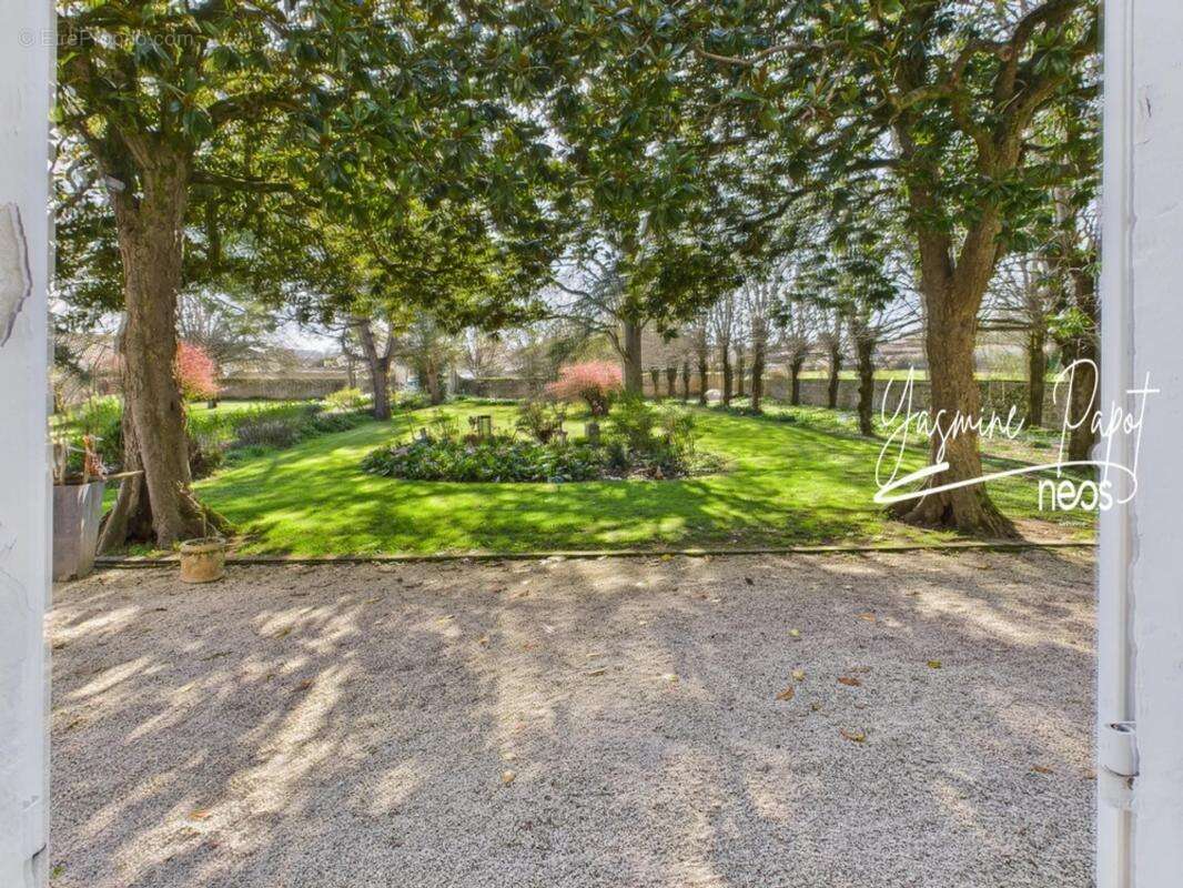 Maison à SAINT-MARTIN-DE-SAINT-MAIXENT