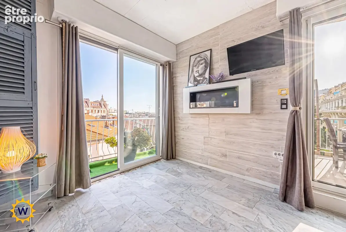 Rare T2 esprit loft de 51,30 m² avec terrasse plein ciel de 35 m² et vue panoramique sur Nice et ses collines - photo 8