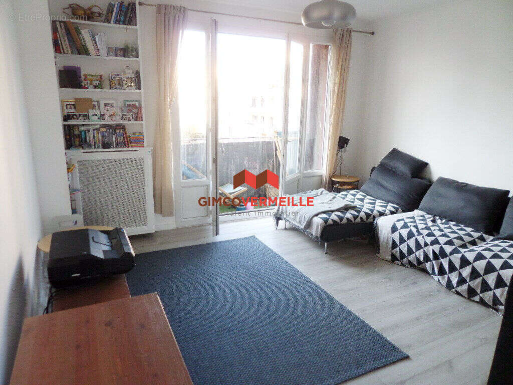 Appartement à LA CELLE-SAINT-CLOUD
