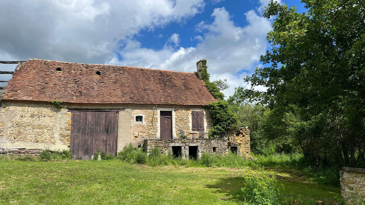 Maison à VICQ-EXEMPLET