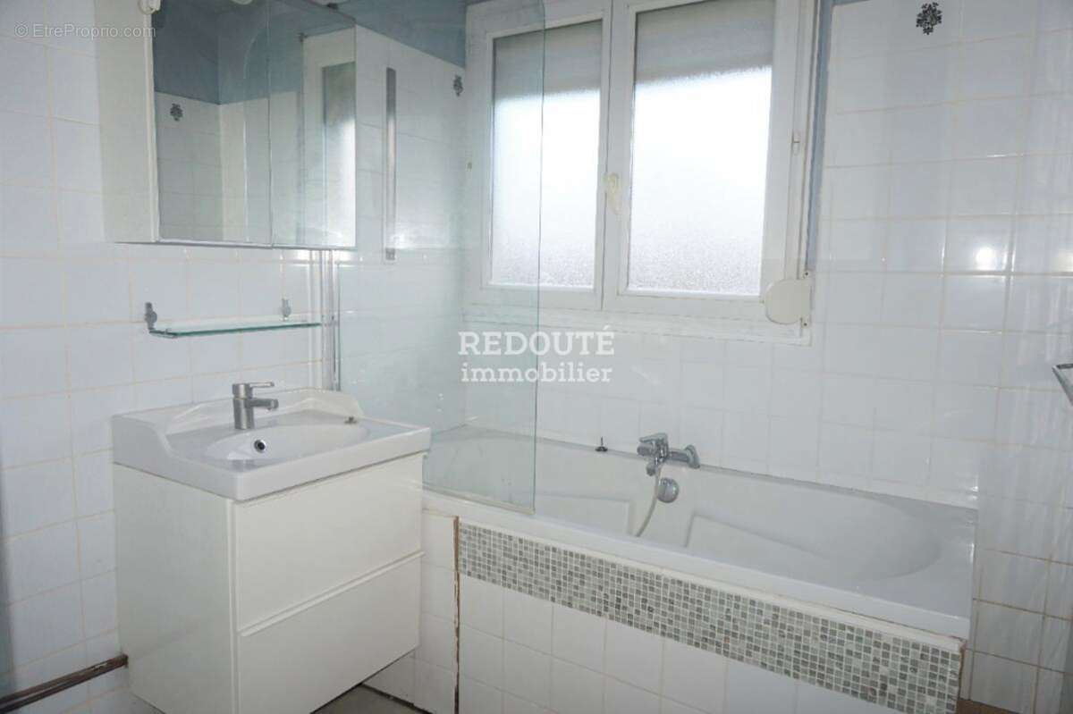 Appartement à TINQUEUX