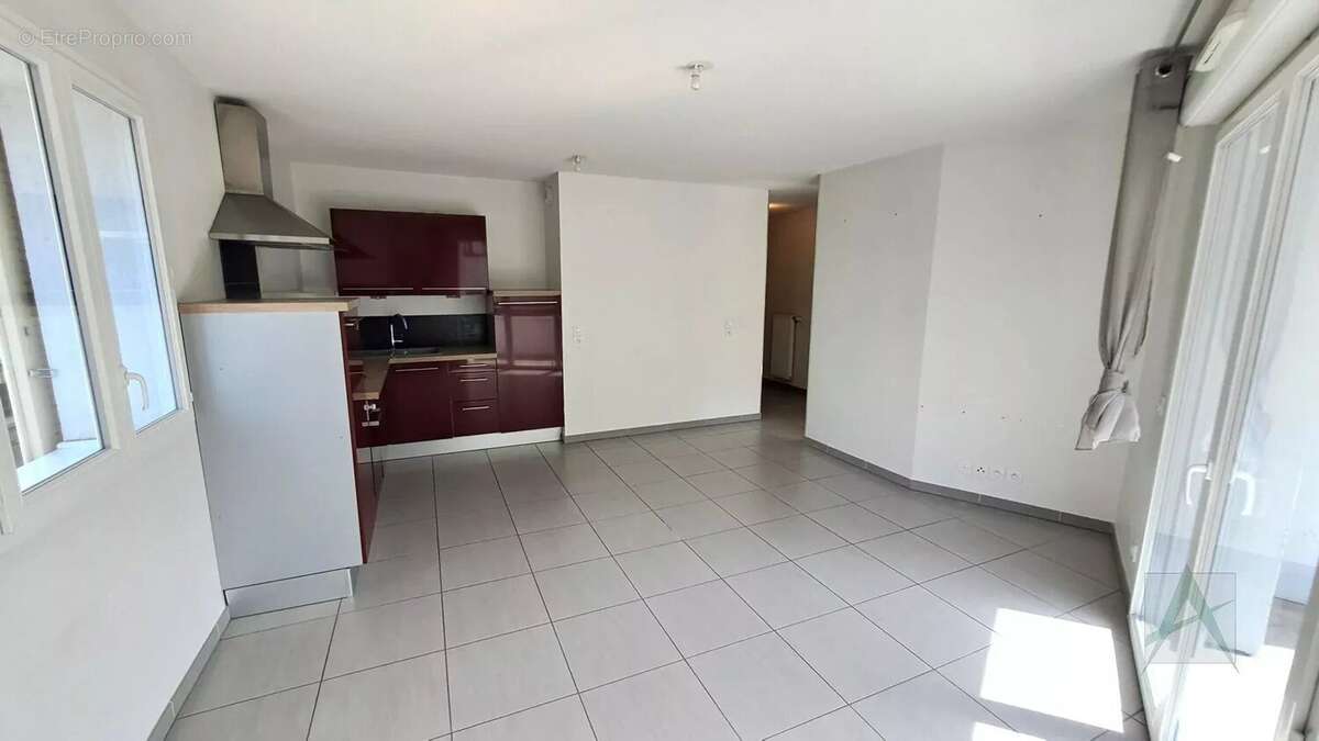 Appartement à BARBERAZ