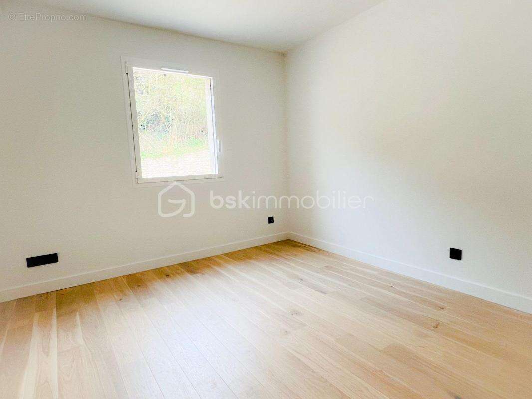 Maison à CHAMPAGNE-AU-MONT-D&#039;OR