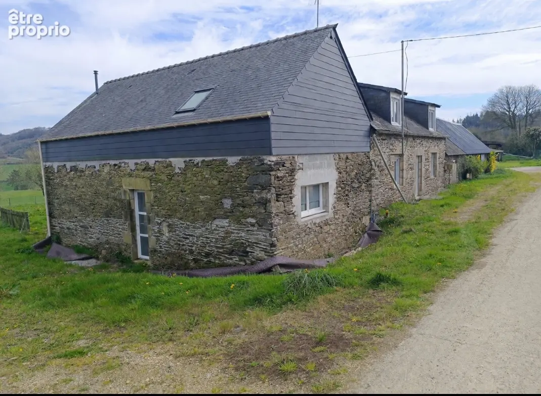 29520 Laz maison en partie restaurée avec 5 chambres 2 grandes pièces de 26 m² et 46 m² - photo 9