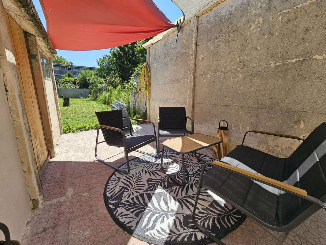 Maison rénovée 3 chambres avec jardin - photo 10