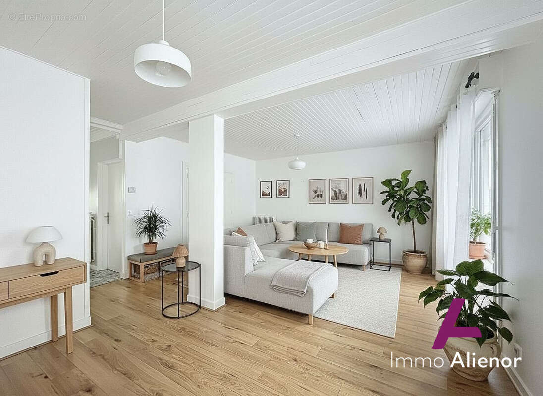 Appartement à BORDEAUX