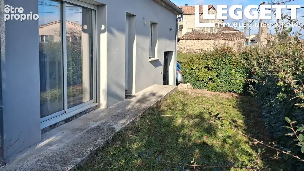 maison traditionnelle de 86m²
terrain de 536m²
3 chambres
1 garage - photo 2