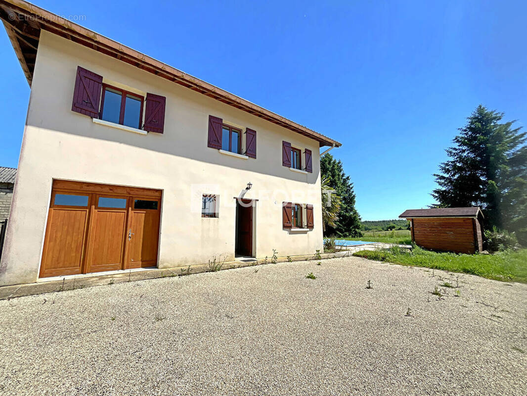 Maison à SAINT-AMOUR