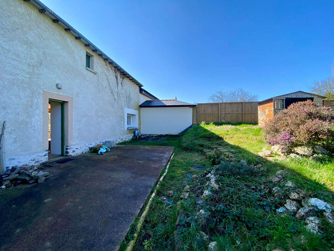 Maison à BEDEE