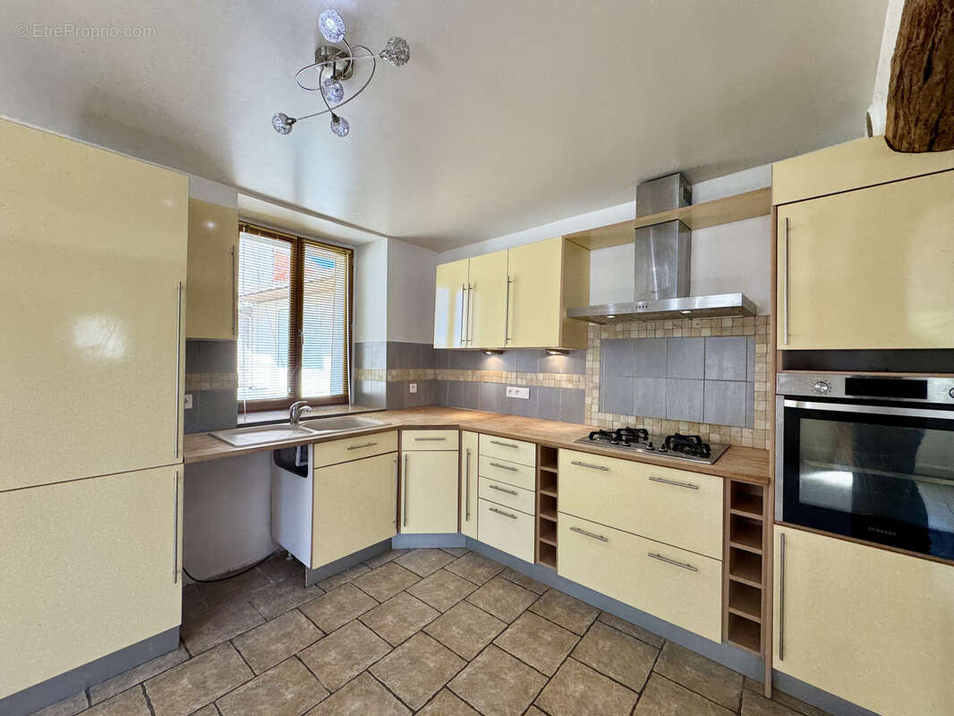 Maison à COULOMMIERS