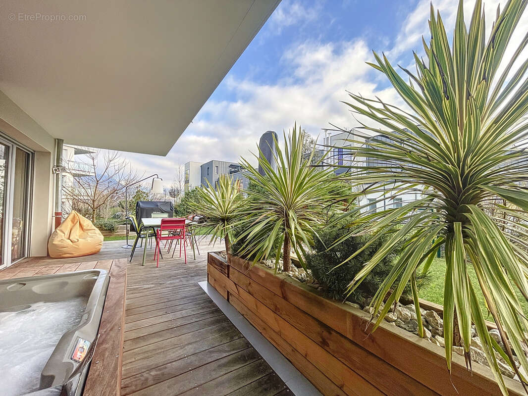 Appartement à BASSENS