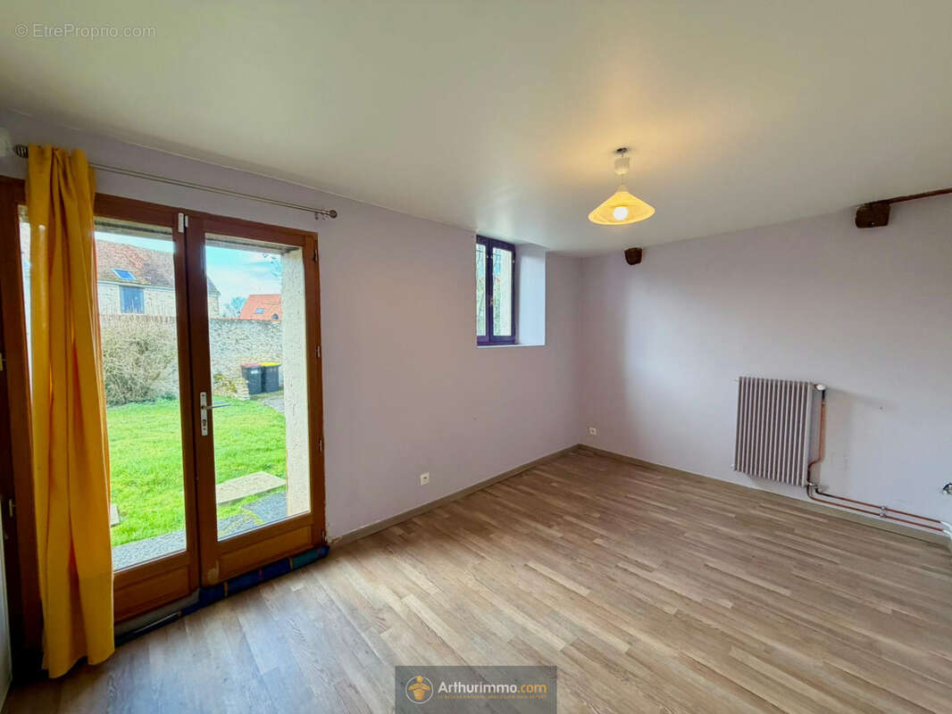 Maison à ROZAY-EN-BRIE